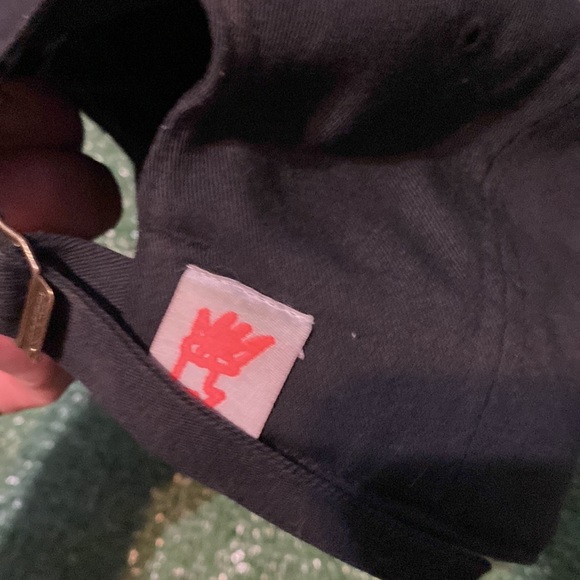 Adidas strap back hat - Picture 3 of 7